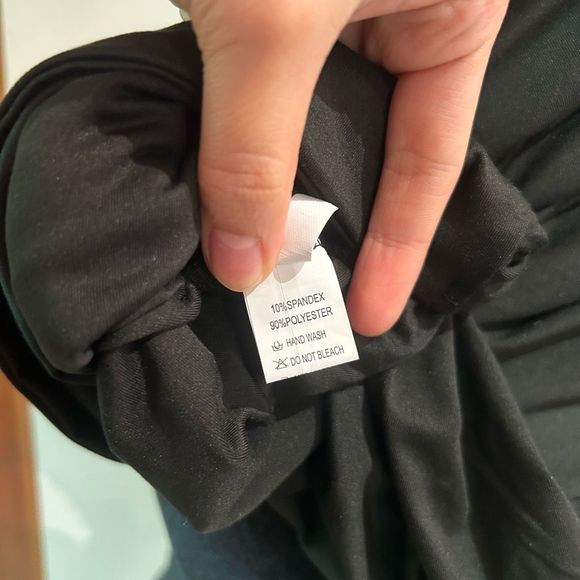 Large Offshoulder Black Dress - Picture 7 of 8